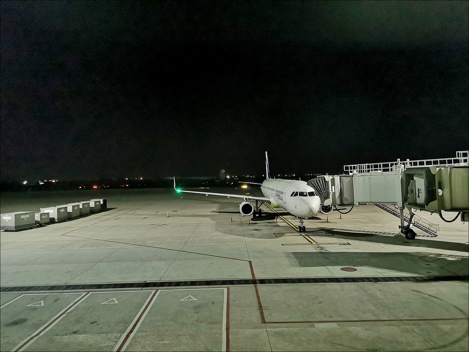 釜山航空紅眼班機