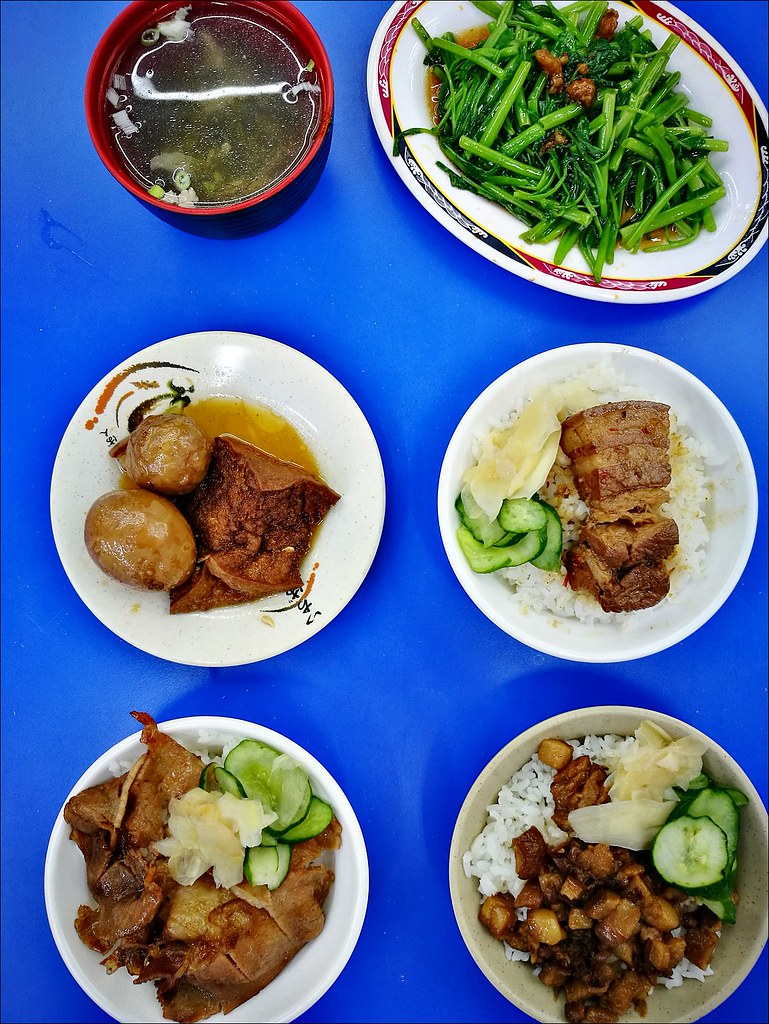 高雄周燒肉飯